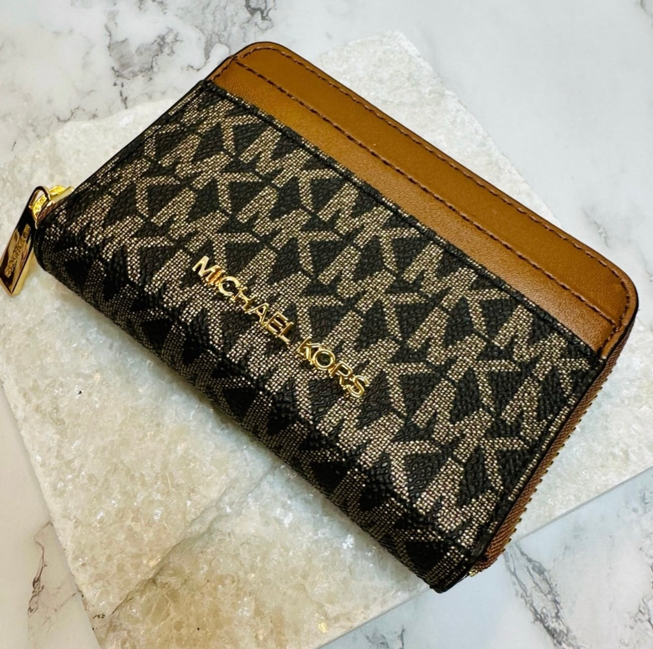 New Michael Kors Jet Set Travel Medium Zip Around Card Case Zip Around Wallet