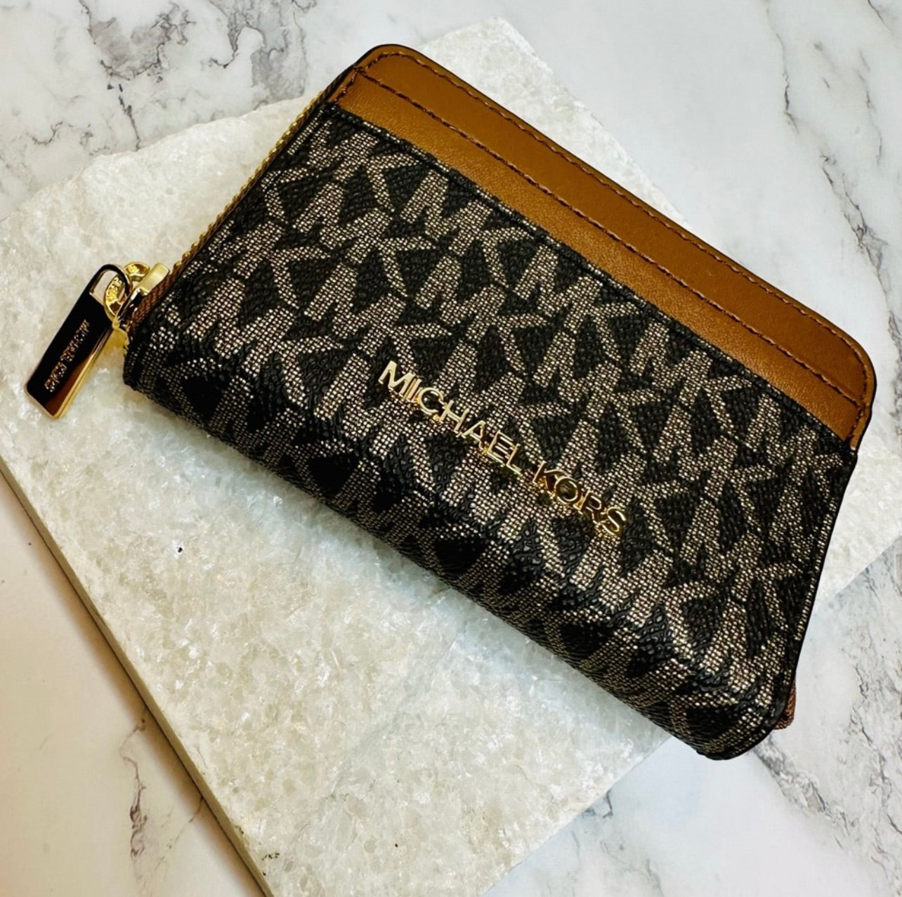 New Michael Kors Jet Set Travel Medium Zip Around Card Case Zip Around Wallet