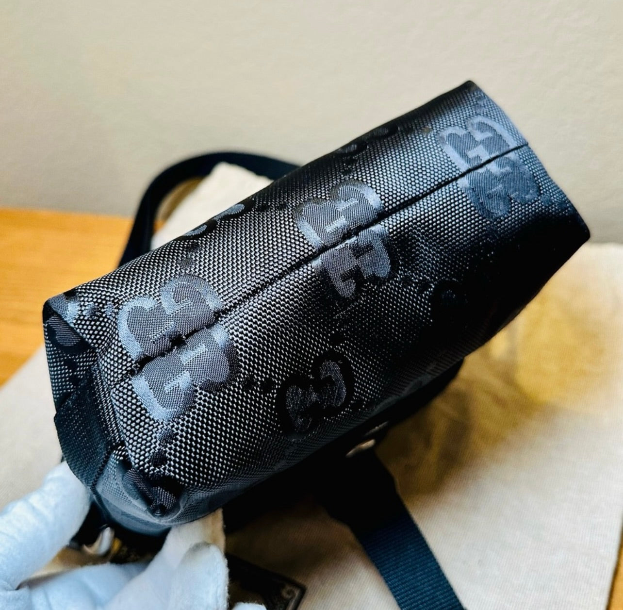 New Unisex Gucci Black Econyl Nylon Monogram Off The Grid Messenger Bag