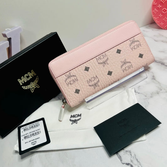 New MCM Aren VI Powder Pink Logo Leather Zip Around Wallet
