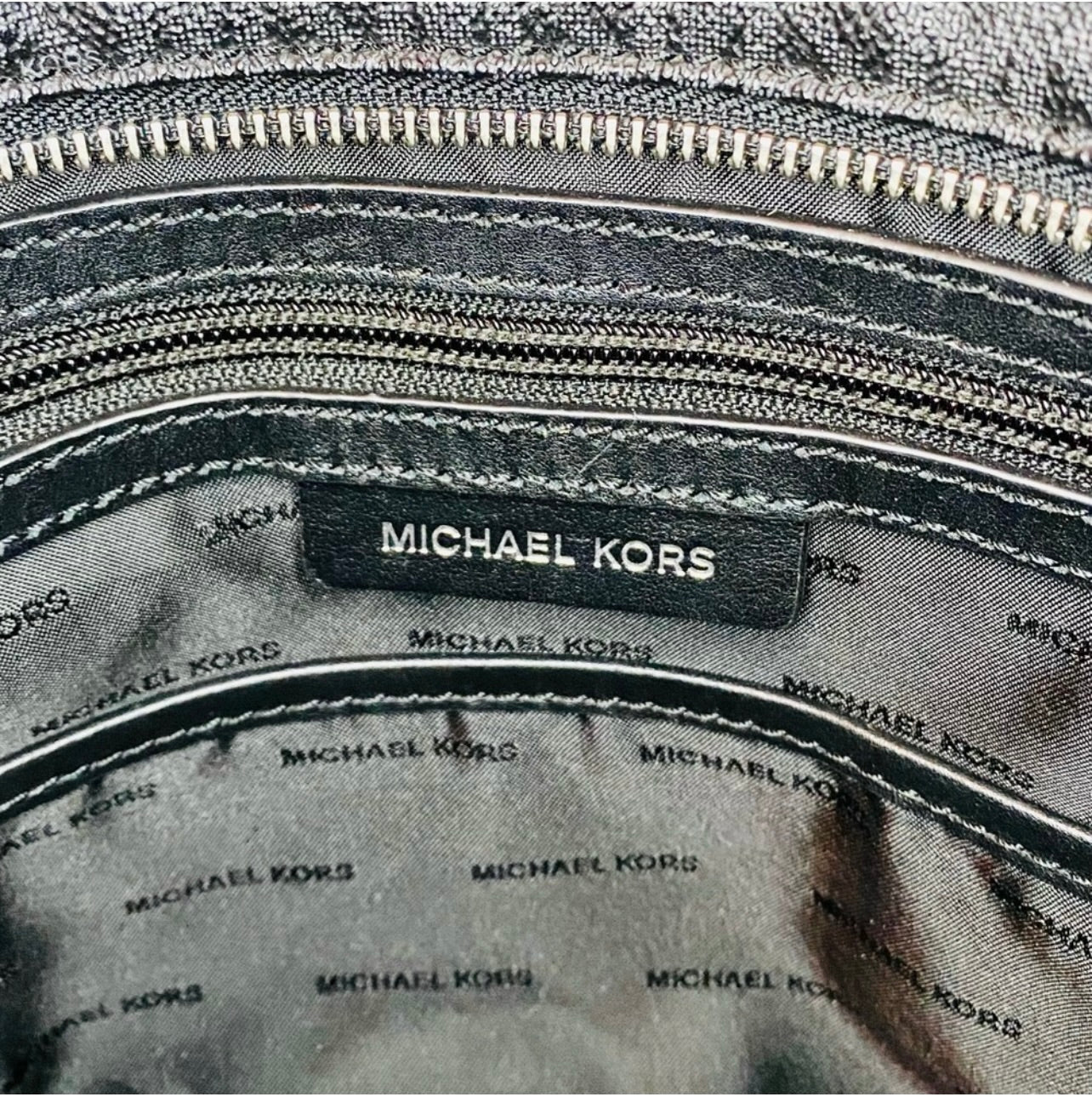New Michael Kors Black Signature Coated Canvas Jet Set Travel Large Messenger Bag