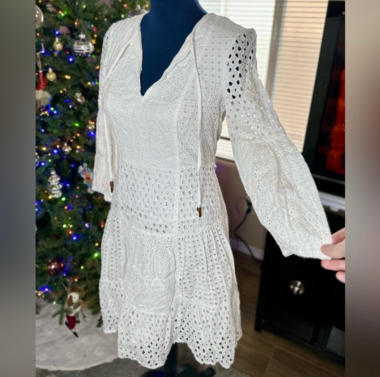 Vince Camuto 3/4 Lantern Sleeve White Eyelet Lace Fir & Flare Dress