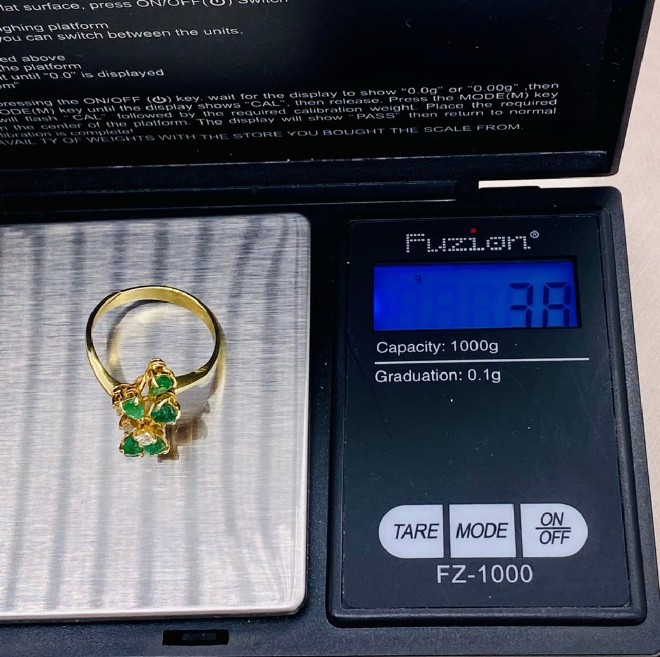 18k Yellow Gold Antique Diamond & Emerald Cluster Flower Ring