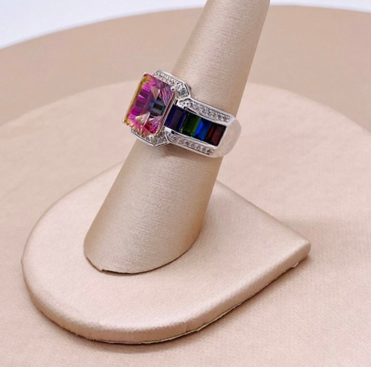 EUC Sterling Silver Bi Colored Topaz Cocktail Ring