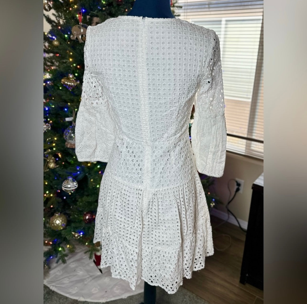 Vince Camuto 3/4 Lantern Sleeve White Eyelet Lace Fir & Flare Dress