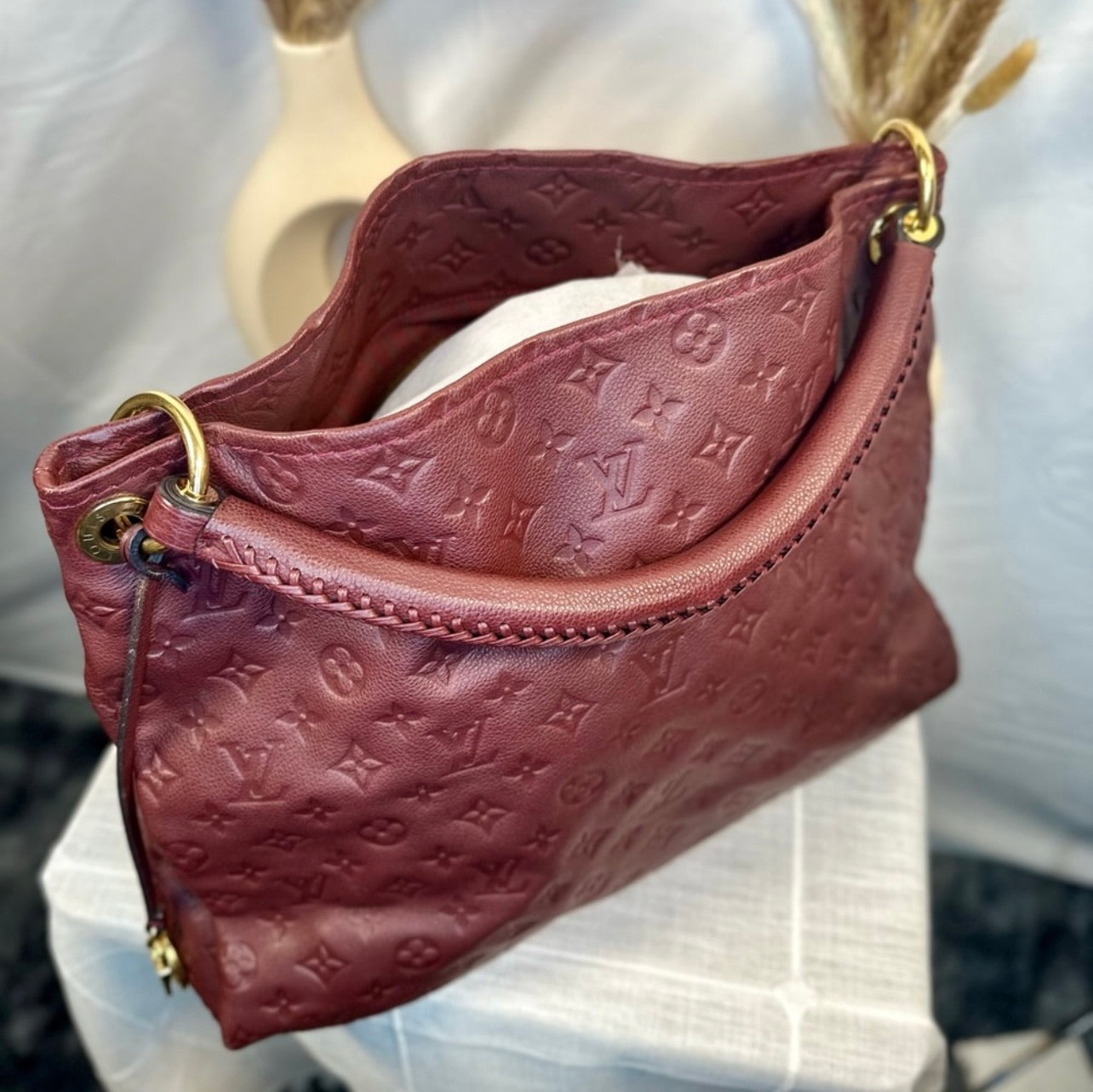 Louis Vuitton Aurore/Burgundy Empreinte Monogram Leather Artsy MM