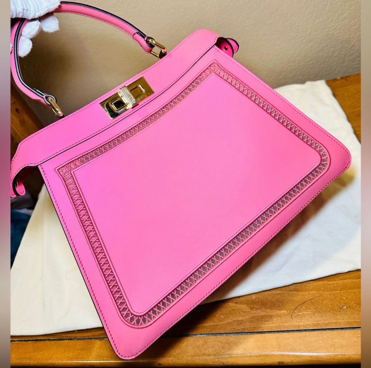New Fendi Peekaboo ISeeU Medium Limited Edition Rose Pink Nappa Leather w/ Floral Motif