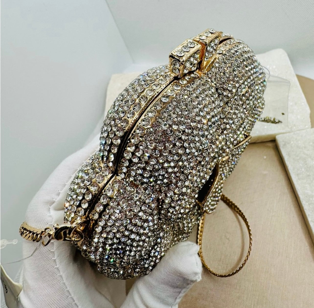 New Windsor Divine Luxury Rhinestone Rose Minaudiere Bag
