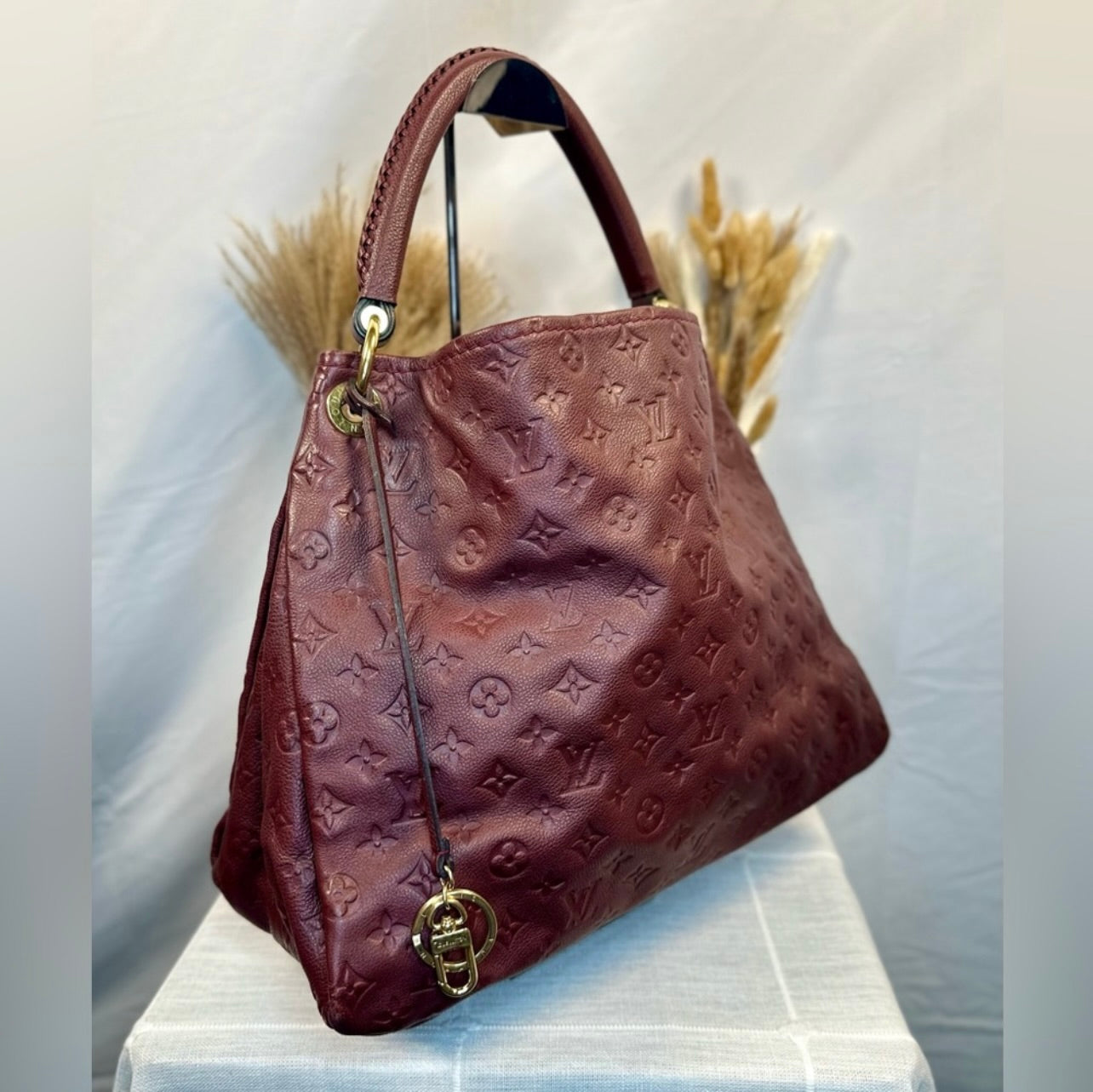 Louis Vuitton Aurore/Burgundy Empreinte Monogram Leather Artsy MM