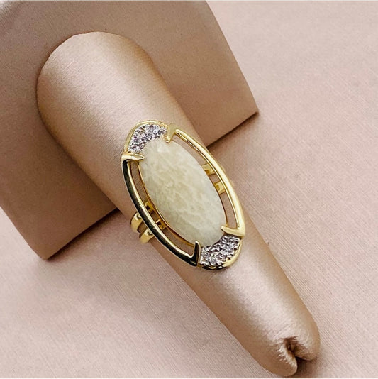 Vintage 18k Yellow Gold Rose Quartz & Diamond Cocktail Ring