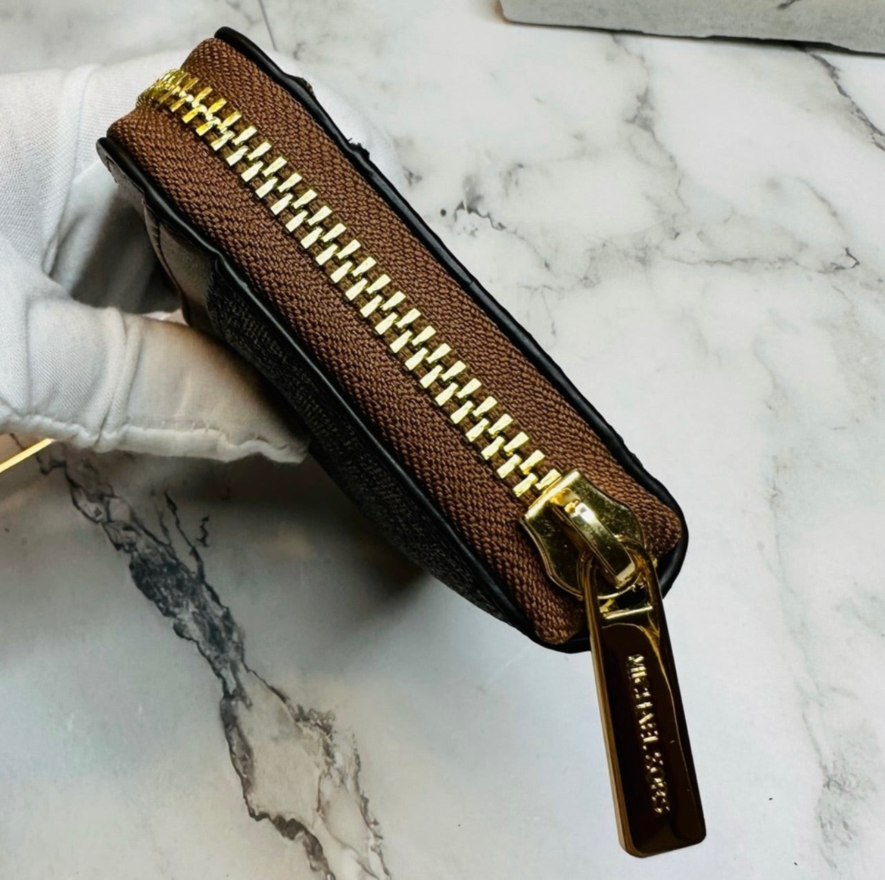 New Michael Kors Jet Set Travel Medium Zip Around Card Case Zip Around Wallet