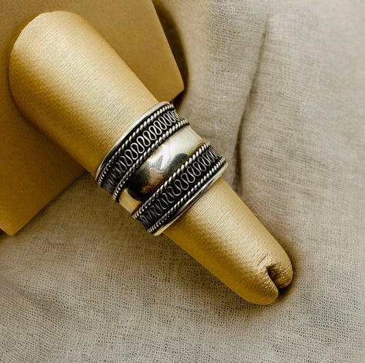 EUC Unisex 925 Sterling Silver Wide Bohemian Ring