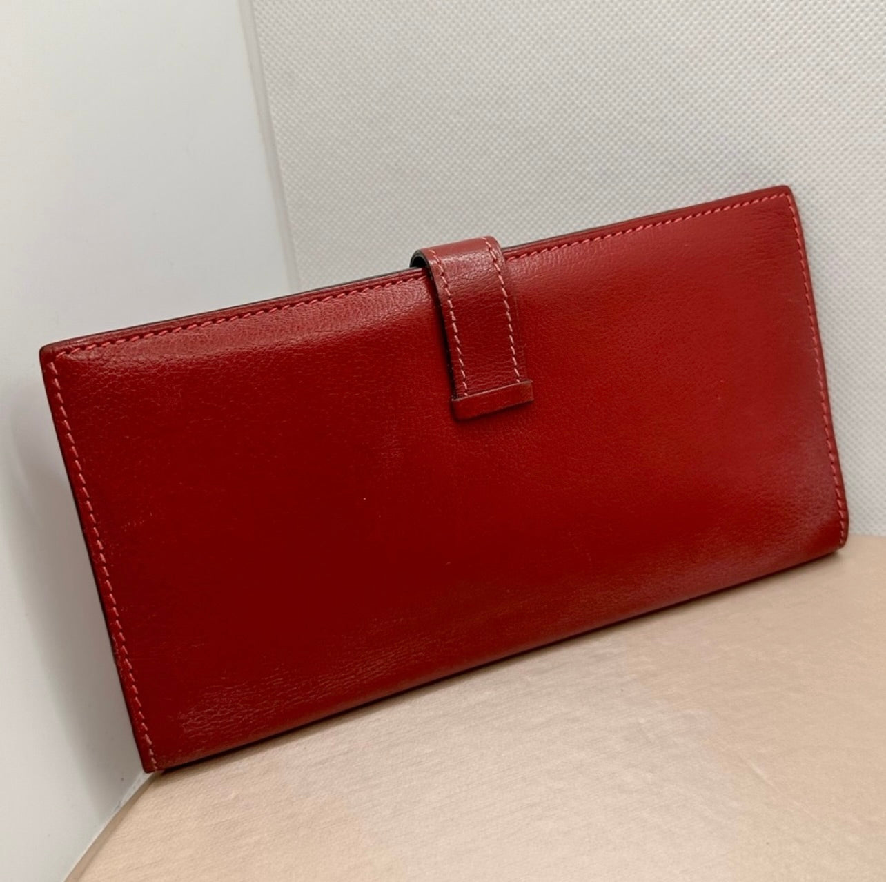 Hermés Dark Red Rouge Leather Bearn Verso Gusset Wallet