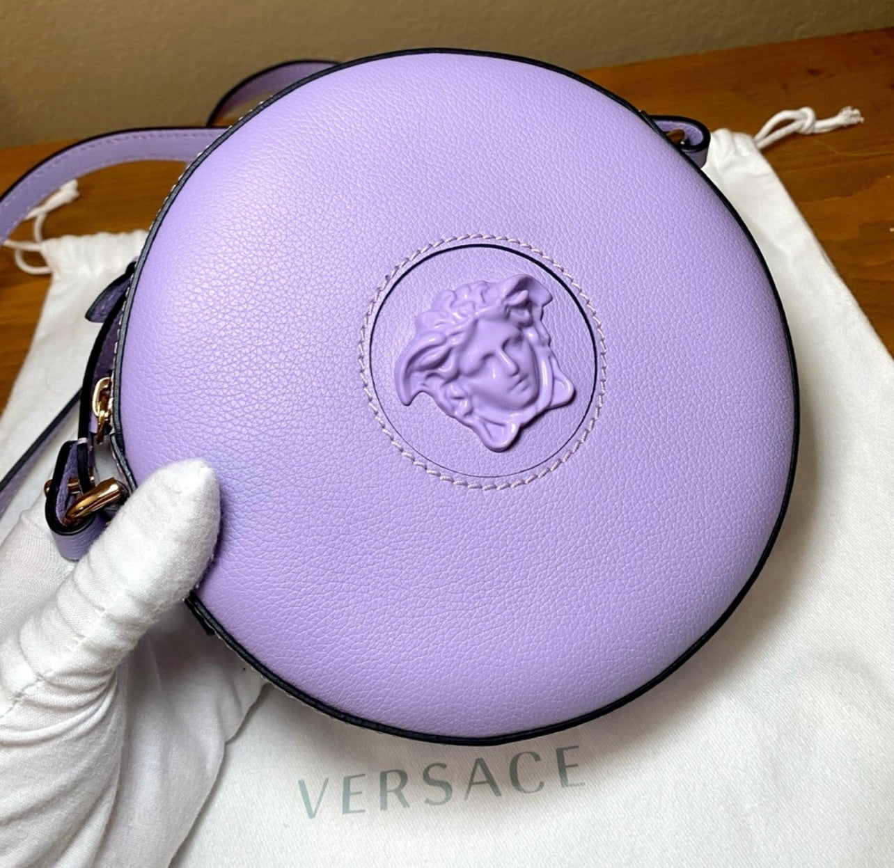 New Versace La Medusa Lilac/Purple Leather Disco Round Crossbody Bag