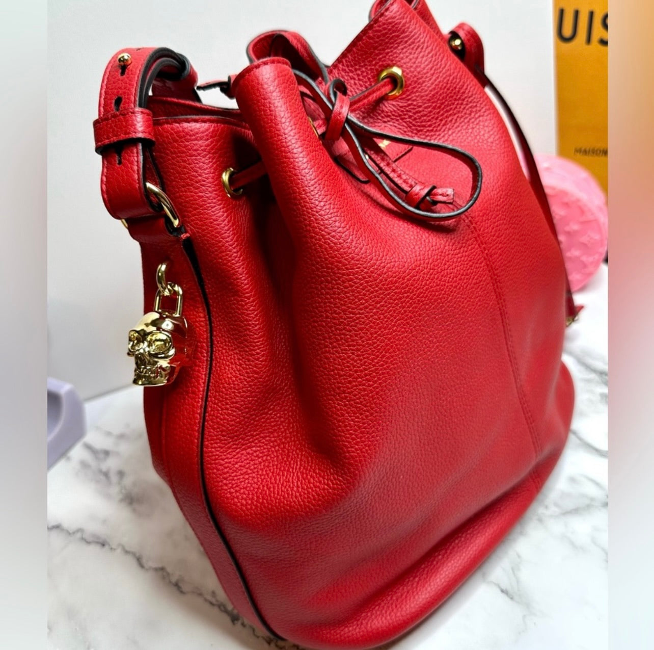 New Alexander McQueen Secchiello Red Pebbled Leather Skull Padlock Bucket Bag