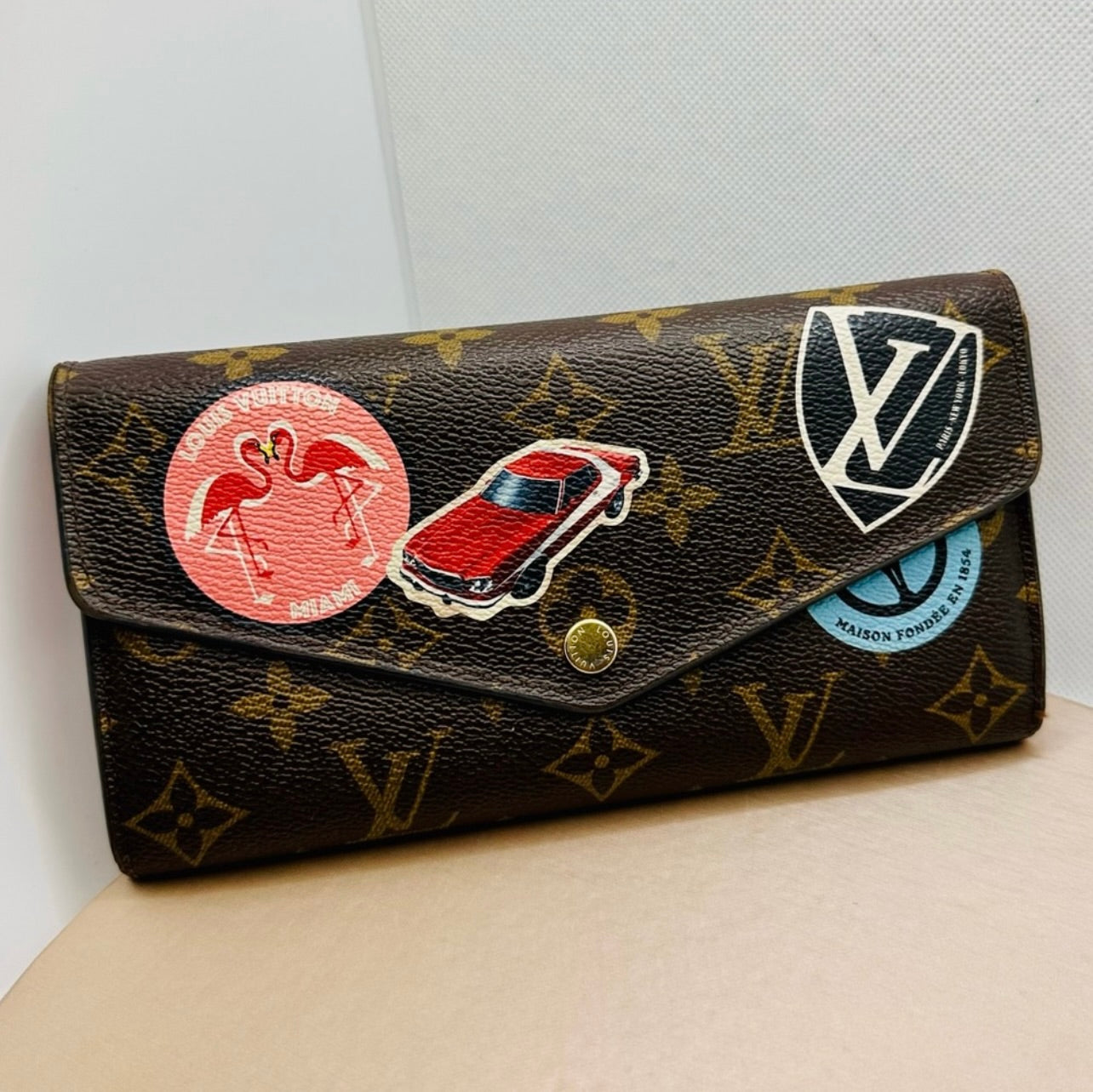 Louis Vuitton Monogram Limited Edition World Tour Sarah Wallet