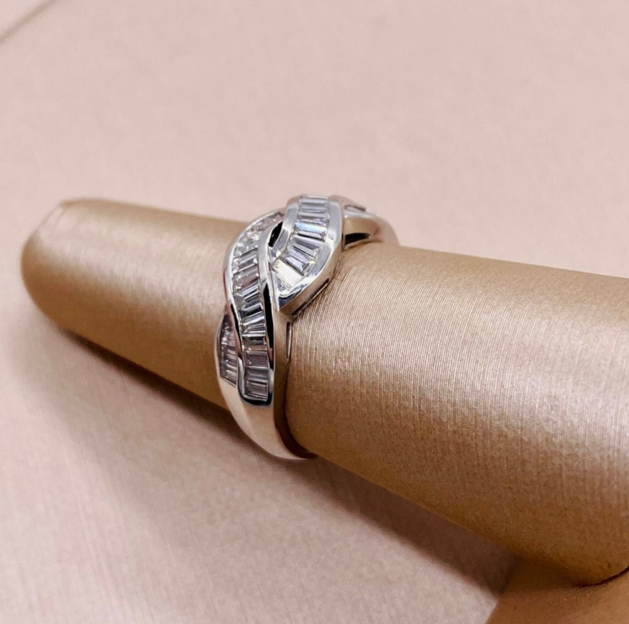 18k White Gold Woven Baguette Diamond Cluster Band Ring