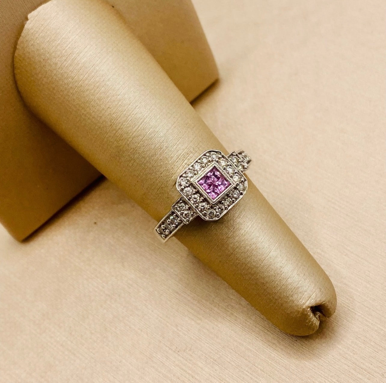 18k White Gold Pink Sapphire & Diamond Ring