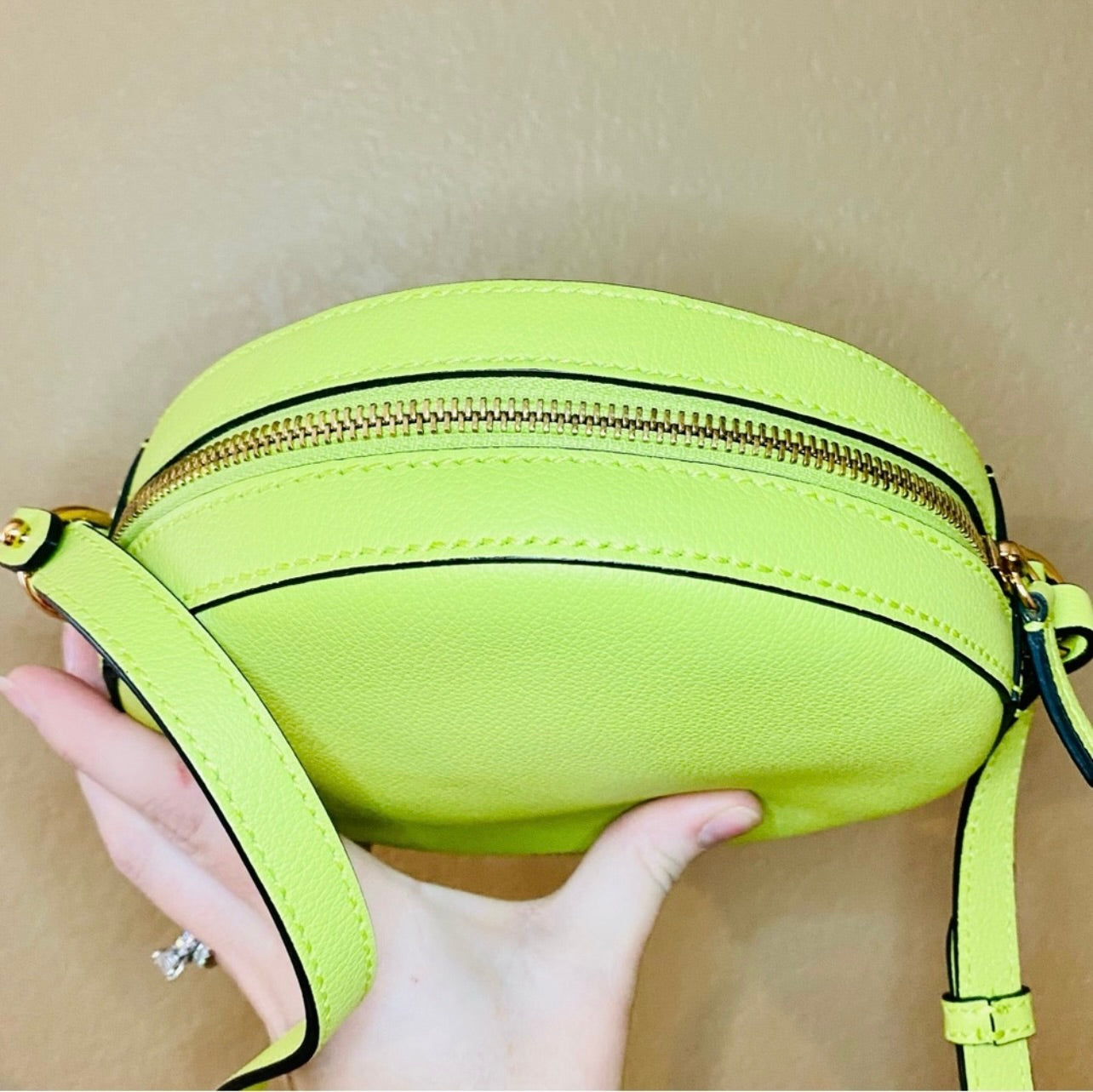 New Versace La Medusa Citron/Green Leather Disco Round Crossbody Bag