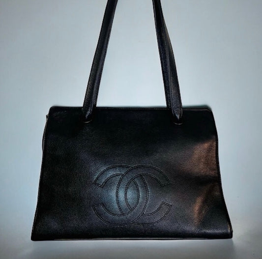 Vintage CHANEL CC Black Caviar Leather Shoulder Bag