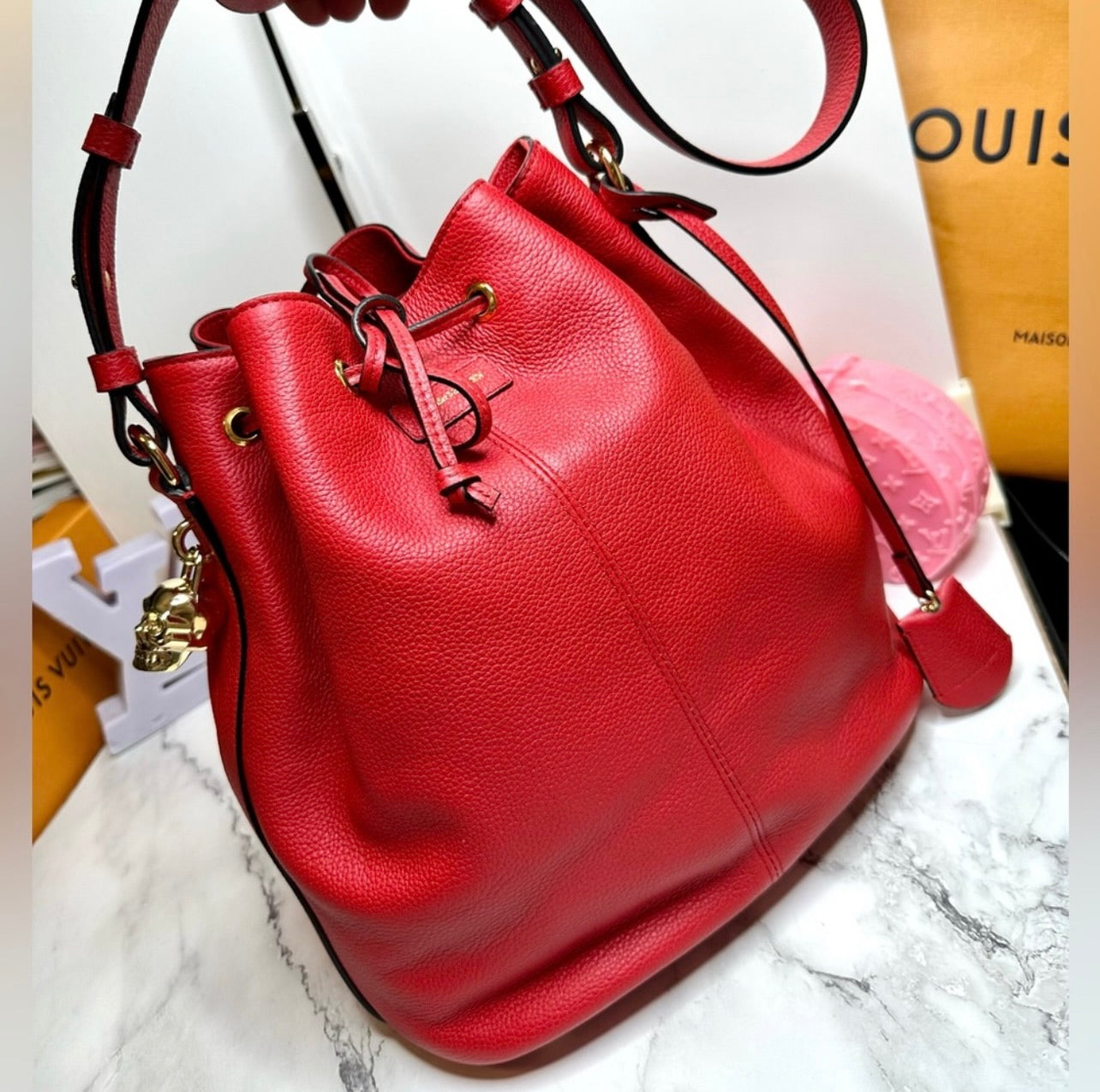 New Alexander McQueen Secchiello Red Pebbled Leather Skull Padlock Bucket Bag