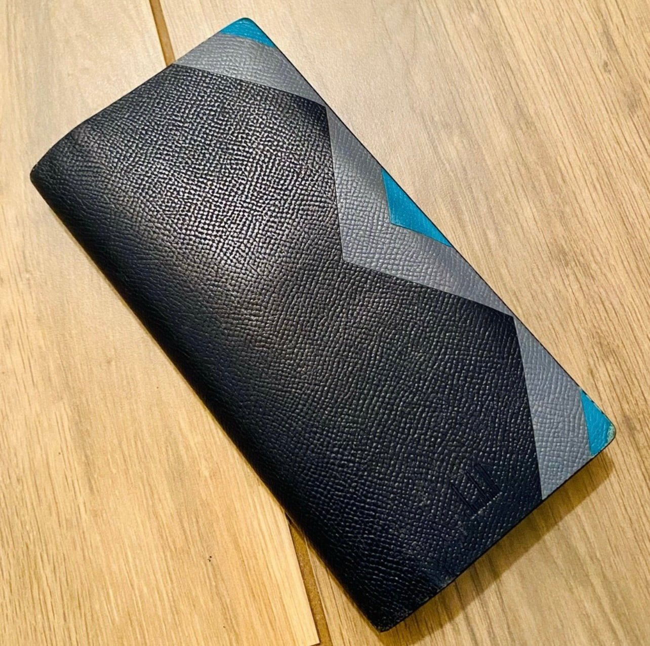 Unisex Dunhill London Dark Navy Blue Leather Banker Coat 16CC Wallet